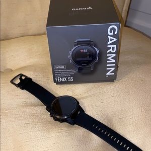 Garmin Fenix 5/5s Sapphire fitness watch